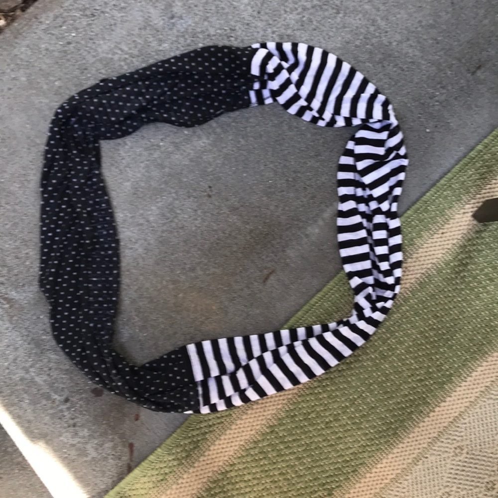 Infinity scarf